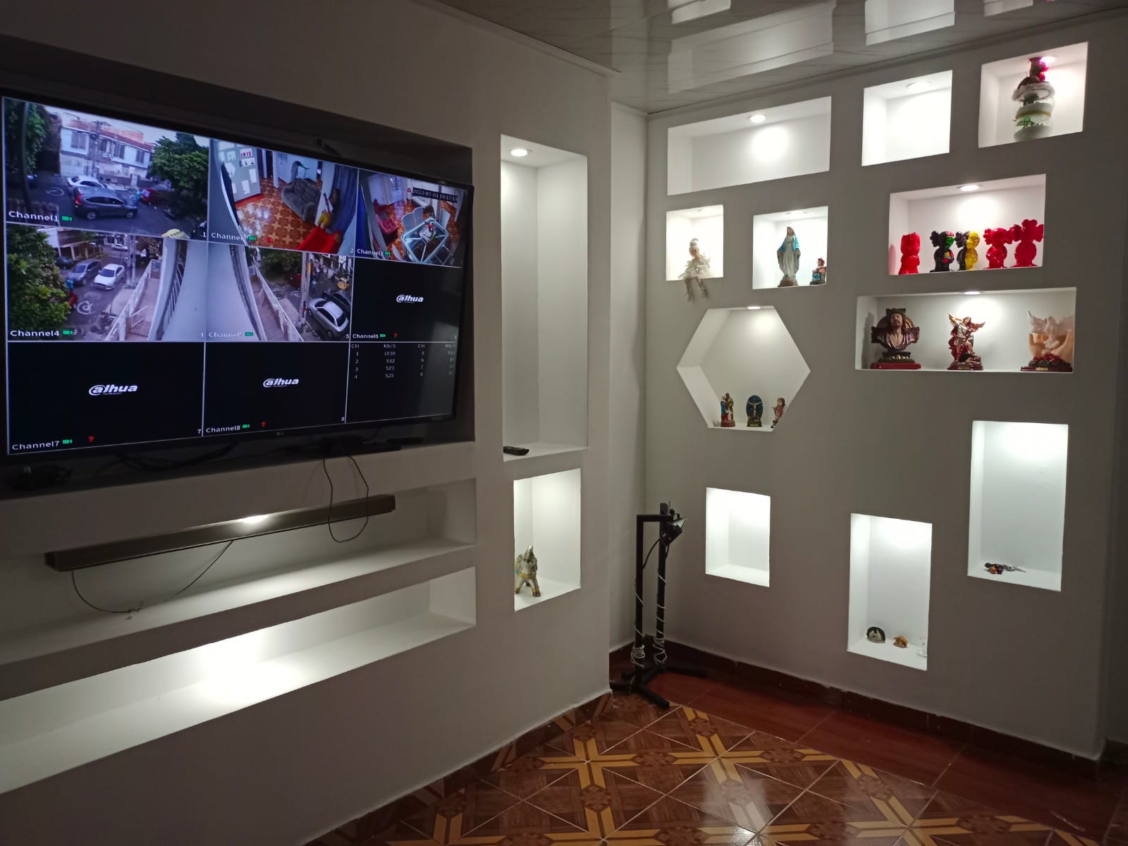 VENDO CASA CON APARTAESTUDIO PASEO LOS ALMENDROS (J.I.T)WASI5343900