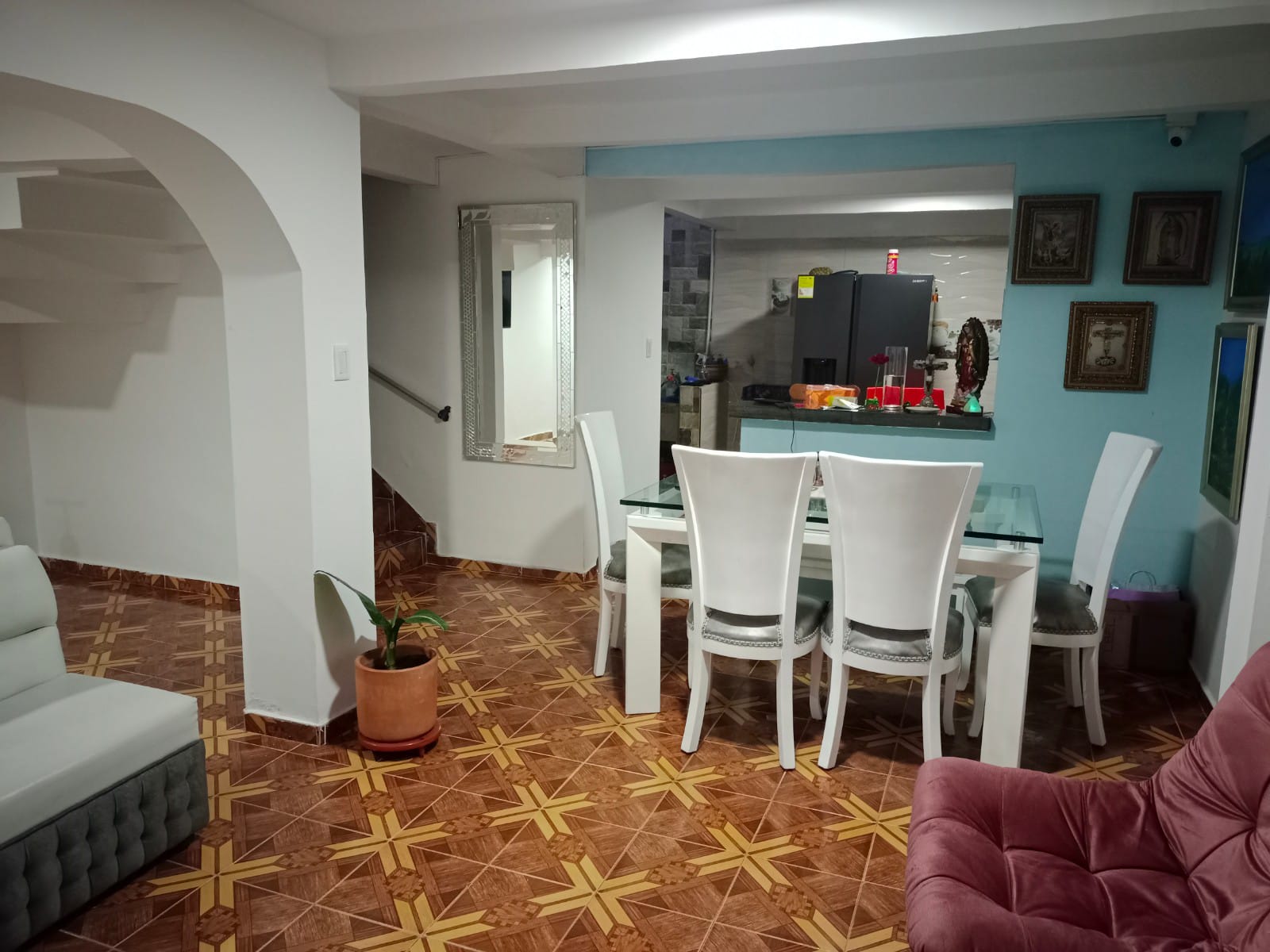 VENDO CASA CON APARTAESTUDIO PASEO LOS ALMENDROS (J.I.T)WASI5343900