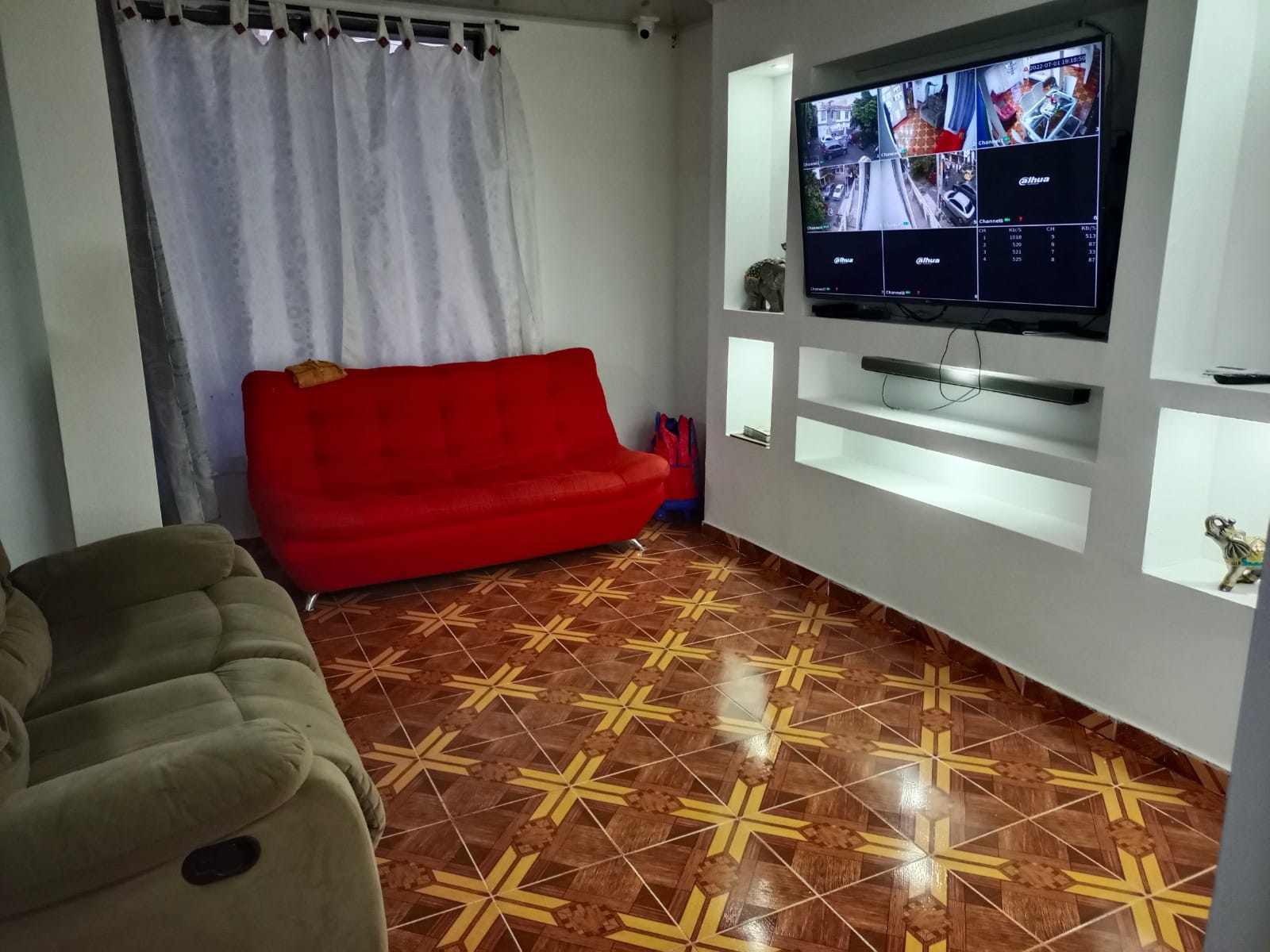 VENDO CASA CON APARTAESTUDIO PASEO LOS ALMENDROS (J.I.T)WASI5343900