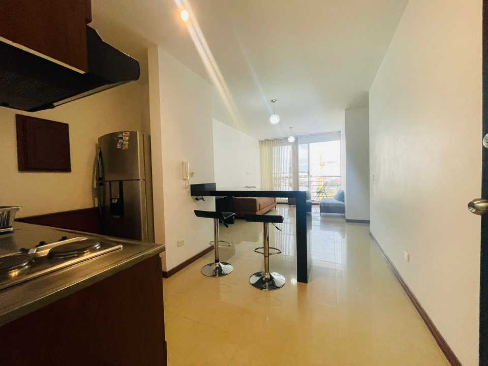 SE VENDE APARTAMENTO SECTOR HOLGUINES (L.O) wasi:5029305