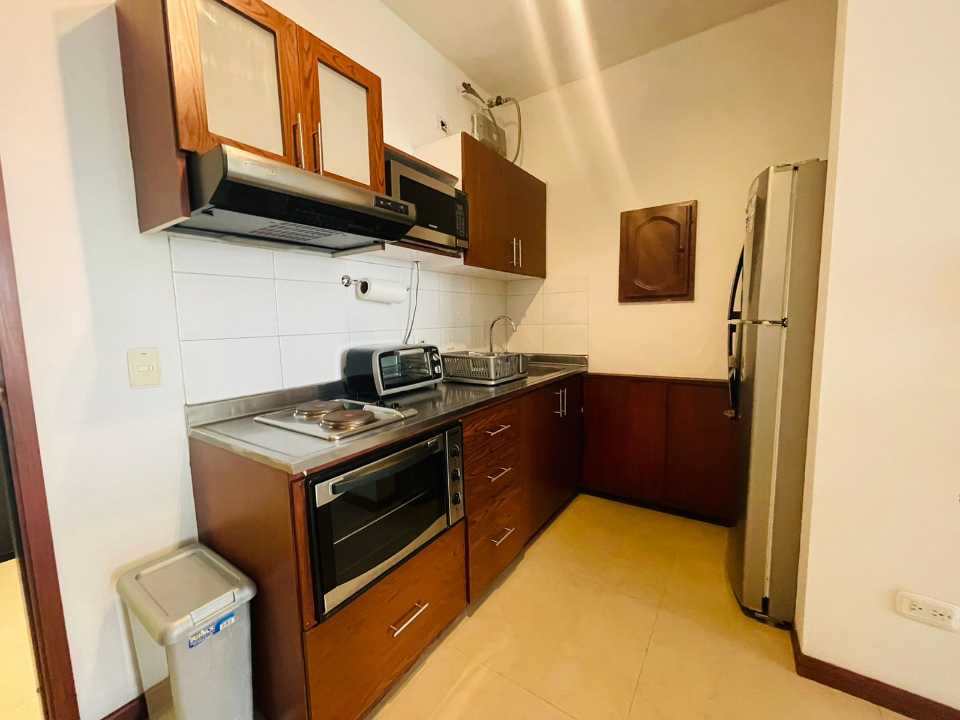 SE VENDE APARTAMENTO SECTOR HOLGUINES (L.O) wasi:5029305