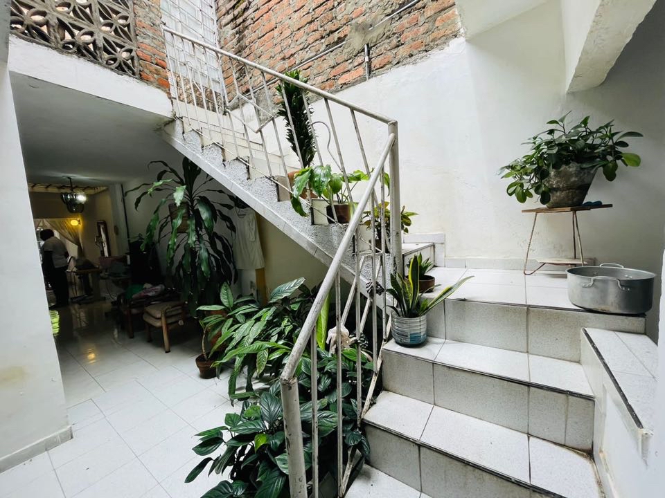 SE VENDE CASA BIFAMILIAR BARRIO ASTURIAS LO WASI 5658086