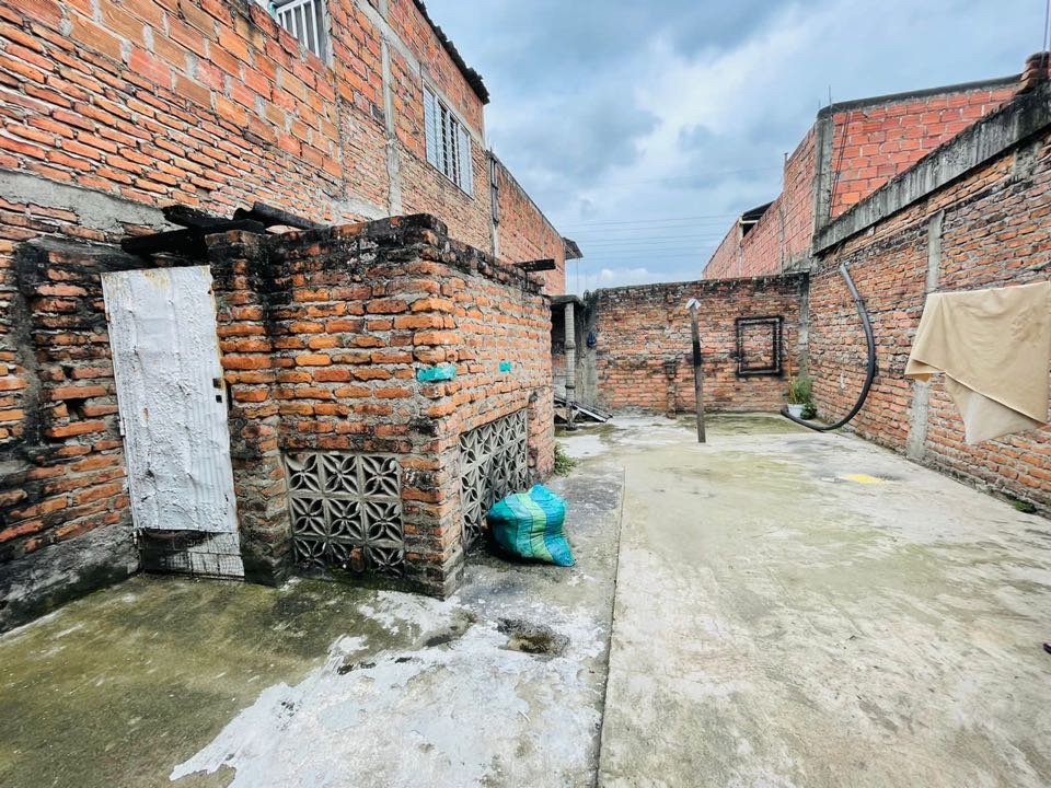 SE VENDE CASA BIFAMILIAR BARRIO ASTURIAS LO WASI 5658086