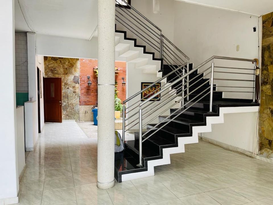 SE VENDE AMPLIA CASA EN MIRAFLORES LO WASI 6476969