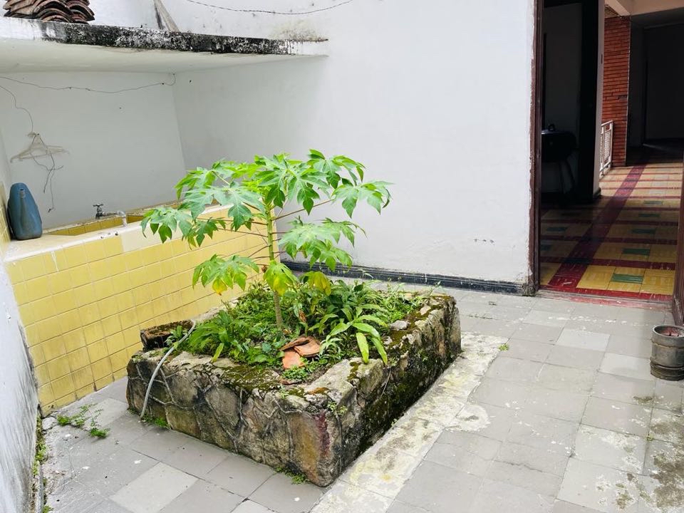 SE VENDE AMPLIA CASA EN MIRAFLORES LO WASI 6476969