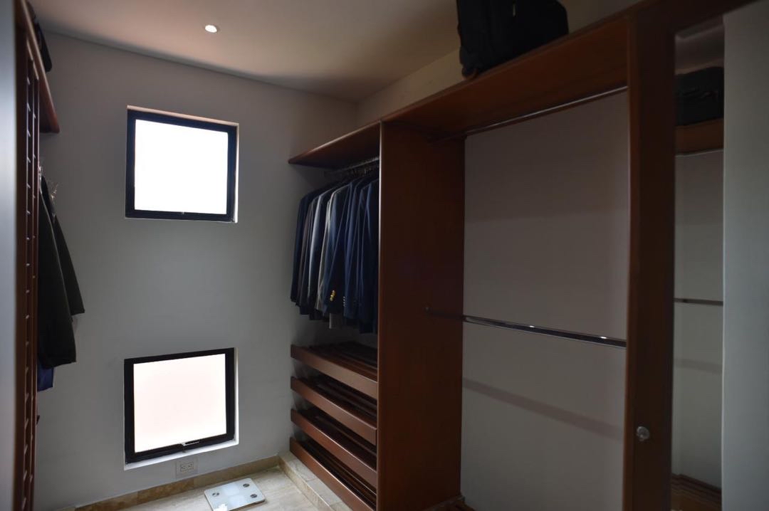 SE VENDE APARTAMENTO AGUACATAL LUXURY LO WASI