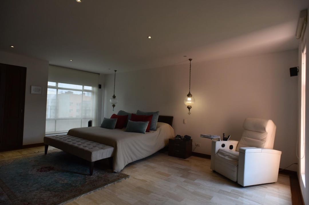 SE VENDE APARTAMENTO AGUACATAL LUXURY LO WASI