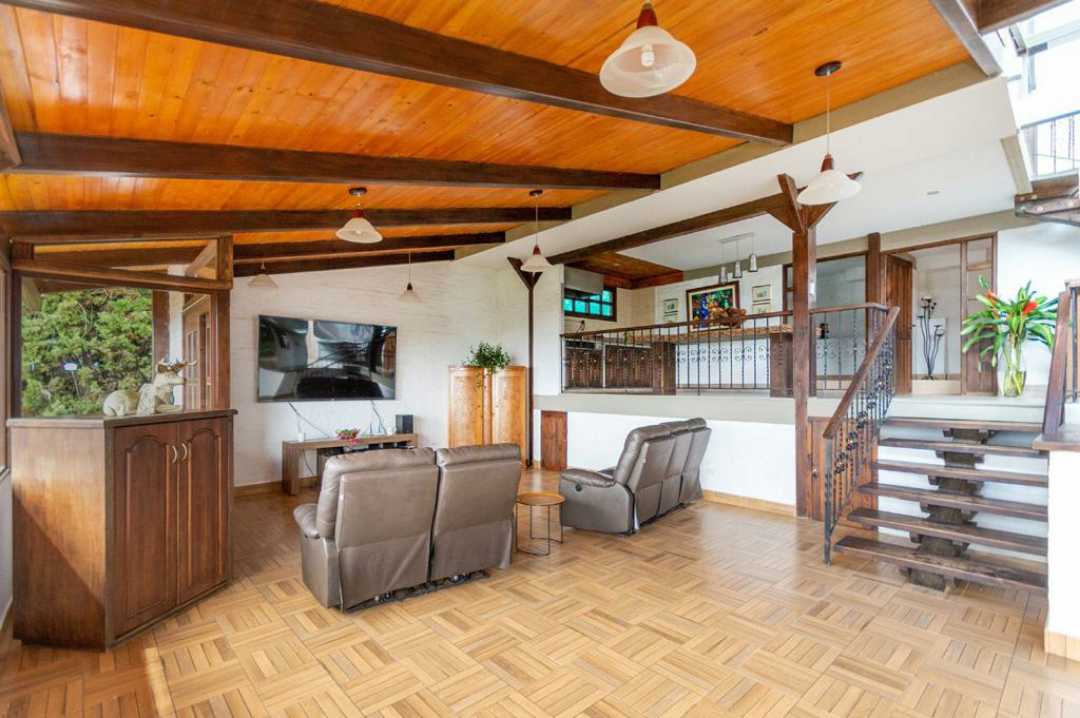 VENDO CASA CAMPESTRE EN DAPA T.P