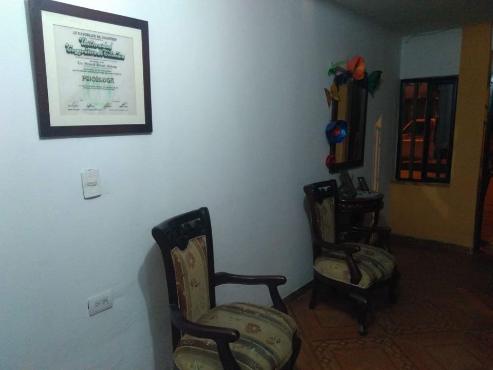 Se vende casa barrio Aguablanca (KD) CW4961079