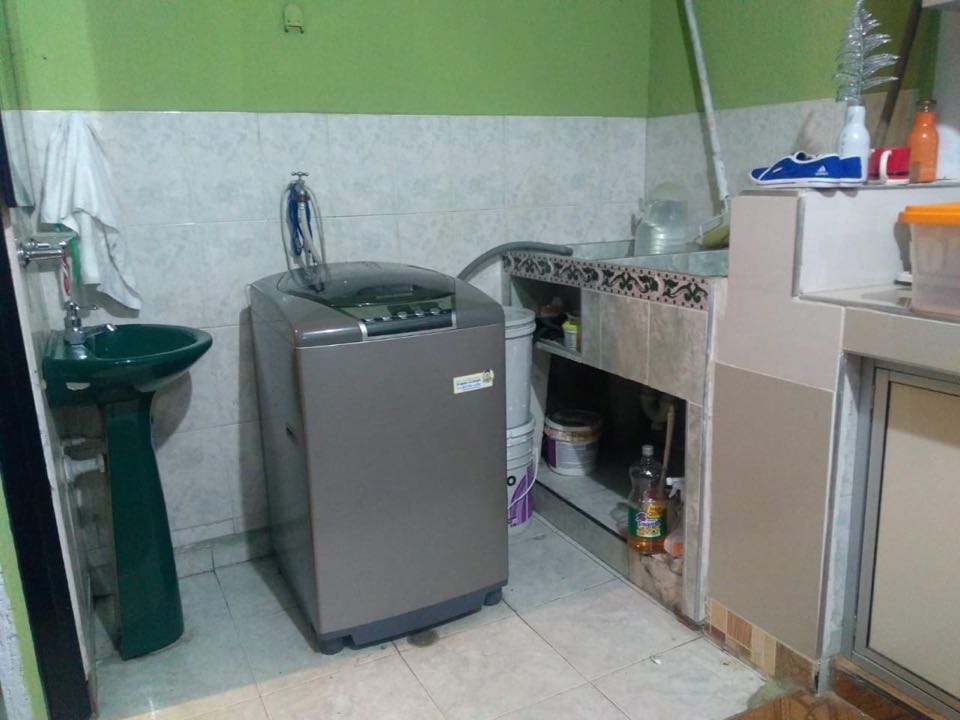 Se vende casa barrio Aguablanca (KD) CW4961079