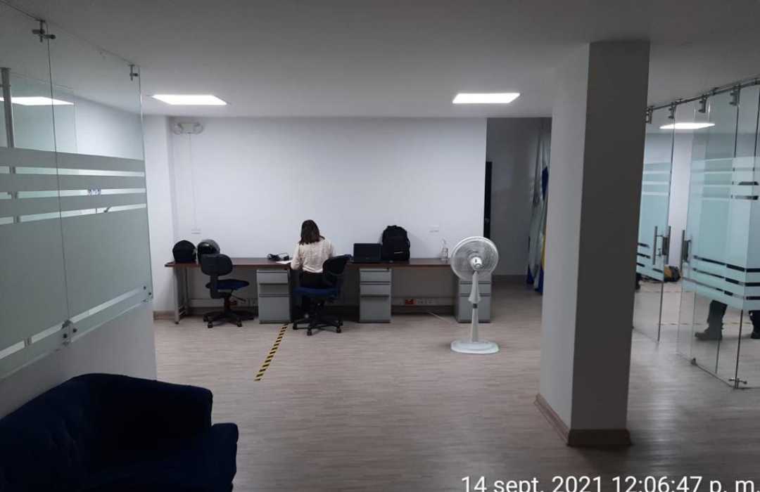 VENDO BODEGA 3 PLANTAS GRANDE MUNICIPAL CALI.W5510601(L.M.G.)