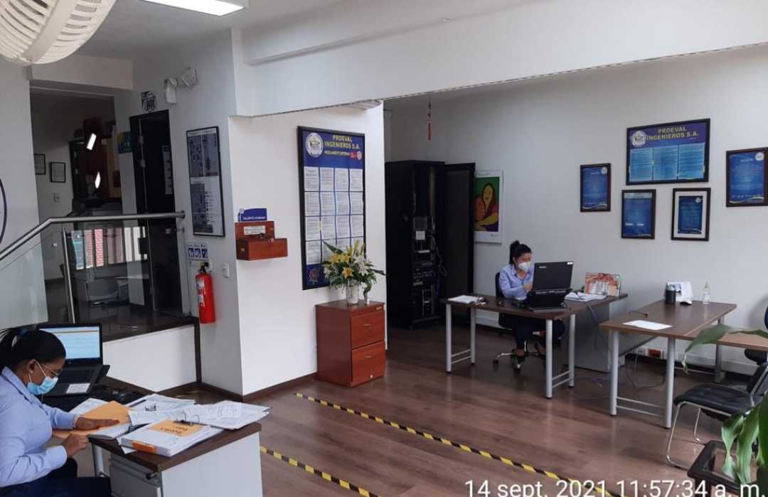 VENDO BODEGA 3 PLANTAS GRANDE MUNICIPAL CALI.W5510601(L.M.G.)