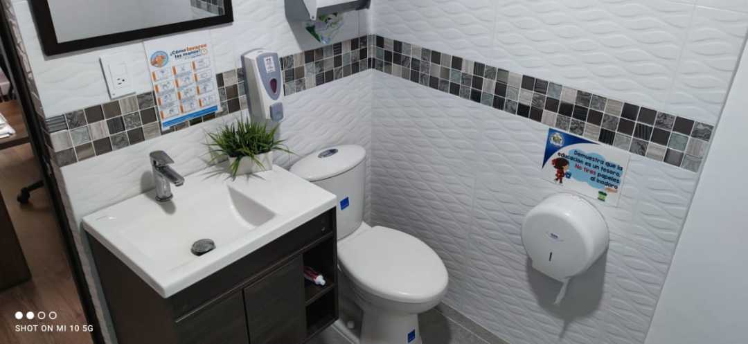 VENDO BODEGA 3 PLANTAS GRANDE MUNICIPAL CALI.W5510601(L.M.G.)