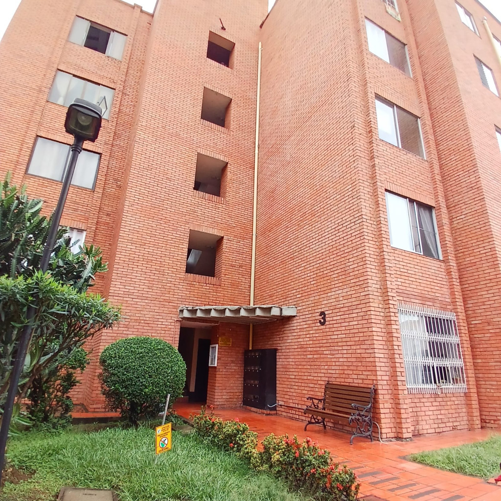 VENDO APARTAMENTO 5to PISO, OLIMPICO, CALI W9355595 JE
