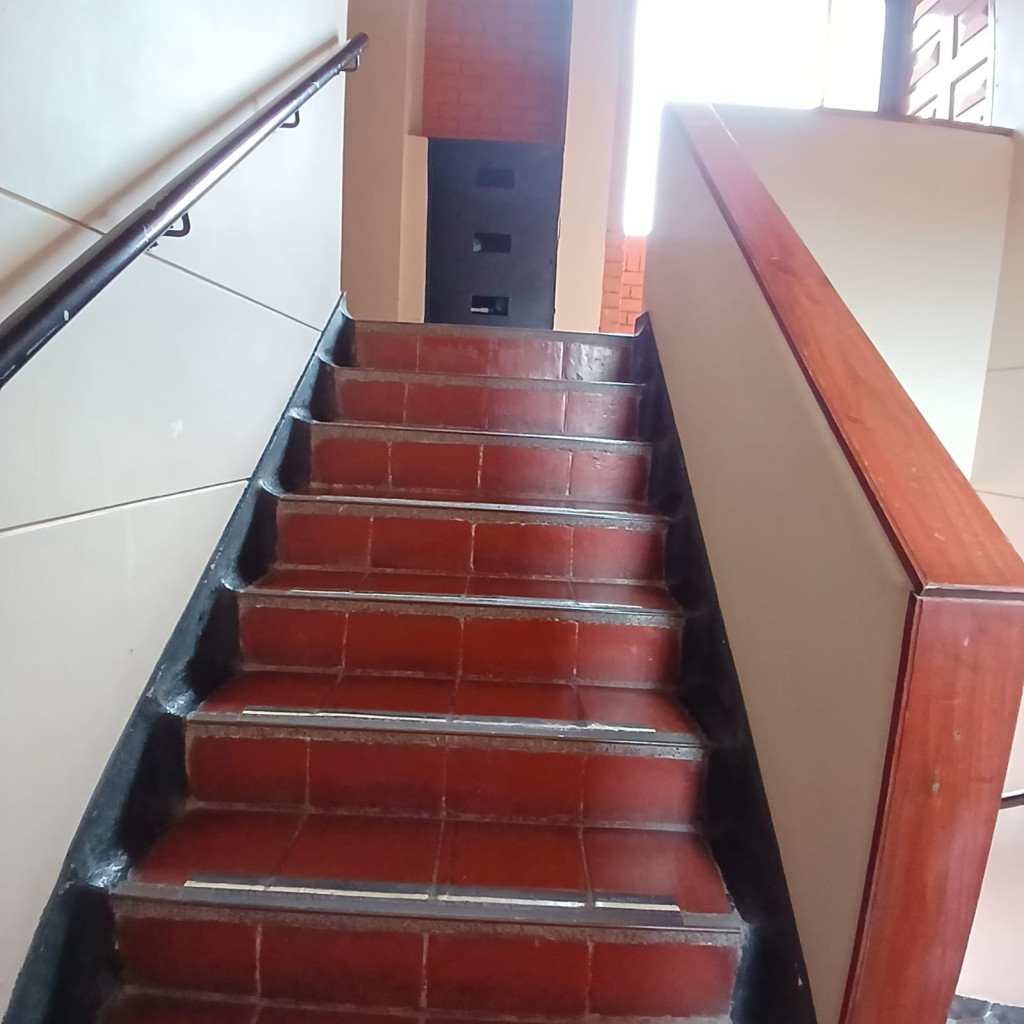 VENDO APARTAMENTO 5to PISO, OLIMPICO, CALI W9355595 JE