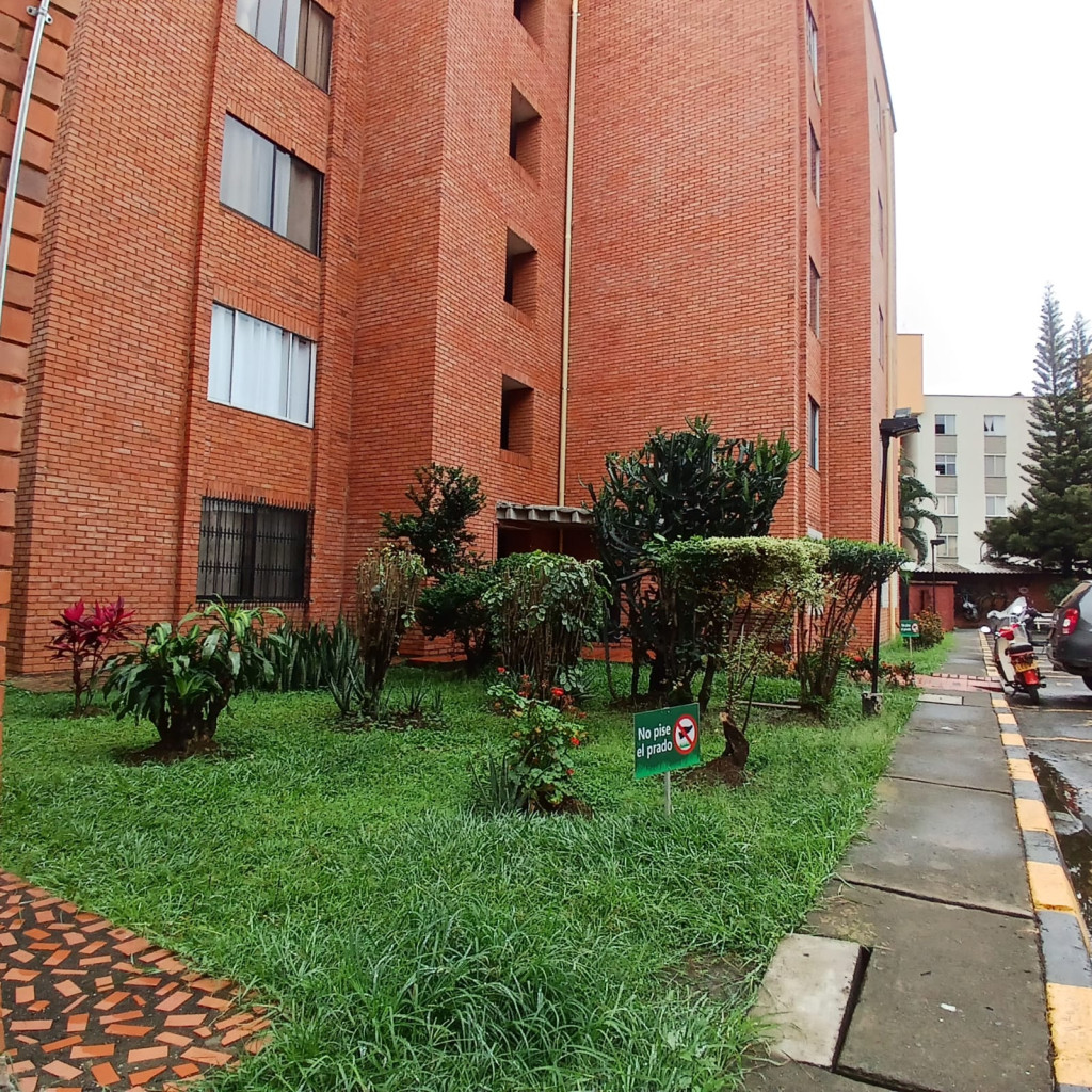 VENDO APARTAMENTO 5to PISO, OLIMPICO, CALI W9355595 JE